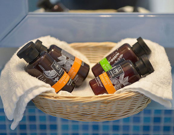 Bathroom amenities at hotel Petali village